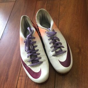 Nike mercurial soccer cleats